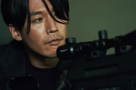 チャン・ヒョクとブルース・カーンが銃撃戦、韓国映画「the Killer」新映像 ぴあ映画