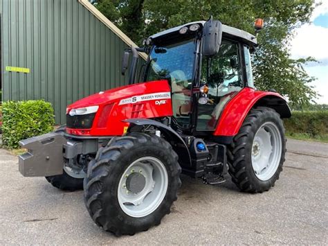 Massey Ferguson 5711S Dyna 4 Gev Vooras Lucht RSL Handel