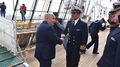 La Fragata ARA Libertad Visita Puerto Madryn Argentina Gob Ar