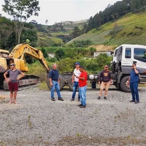 Llegaron Las M Quinas Para La Canalizaci N Del R O Bocon En Puntos