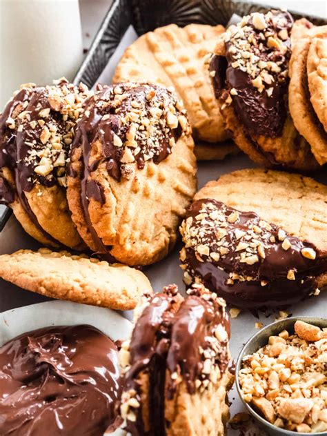 Peanut Butter Nutella Sandwich Cookies DreamyBaker