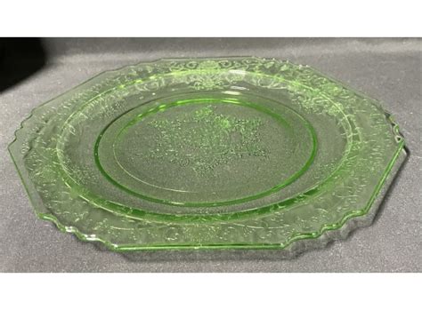 Vintage Green Uranium Depression Glass Cake Plate Auctionninja