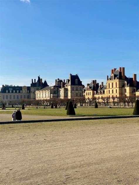 Visiting the Château de Fontainebleau Gardens - Landen Kerr