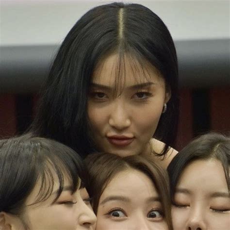 YongByulWheeSa On Twitter RT Whoreforhwasa Hwasa Looks Like She Is