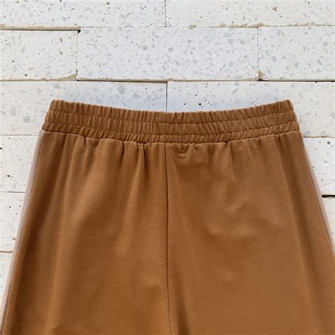 Conjunto Moletinho Manga Curta Bicolor Recortes Nude E Caramelo Dondoca Moda Feminina