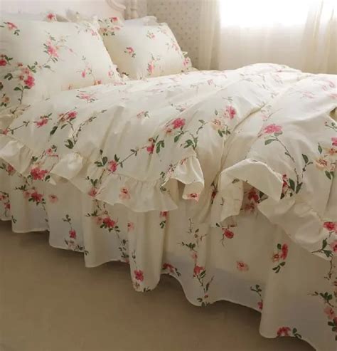 Fadfay Butterfly Meadow Floral Bedding Set Elegant French Country Style Vintage Ruffles Duvet