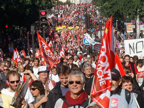 Franceses Marcharon Contra La Austeridad Infobae