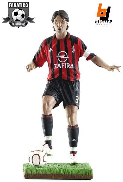 Pin by Eduardo Robert on soccer action figures ftchamps | Famous ...