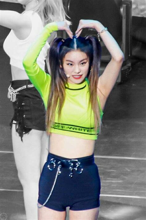 Itzy Global 191201 Itzy Premiere Showcase Tour Itzy Itzy In Taipei