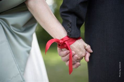 Tie The Knot Irish Wedding Traditions Handfasting Wedding Hands