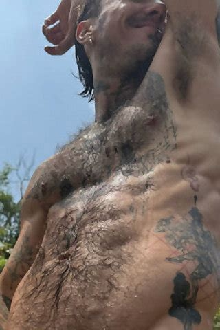 IzaickF Gay Pornstar BoyFriendTV