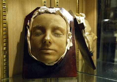 The Mystery Behind Mary, Queen of Scots’ Death Mask