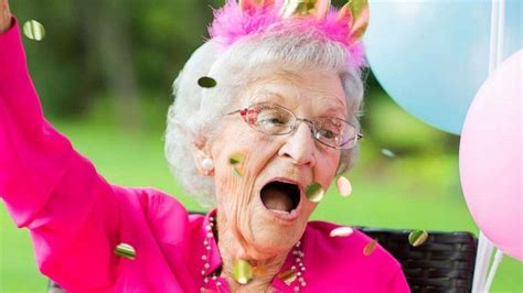 This Grandmas 99th Birthday Photo Shoot Is Goals — Abc News In 2021 Birthday Photoshoot