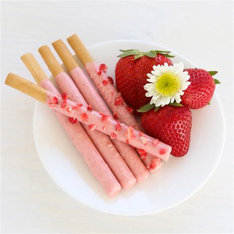 Thirsty For Tea Homemade Strawberry Pocky