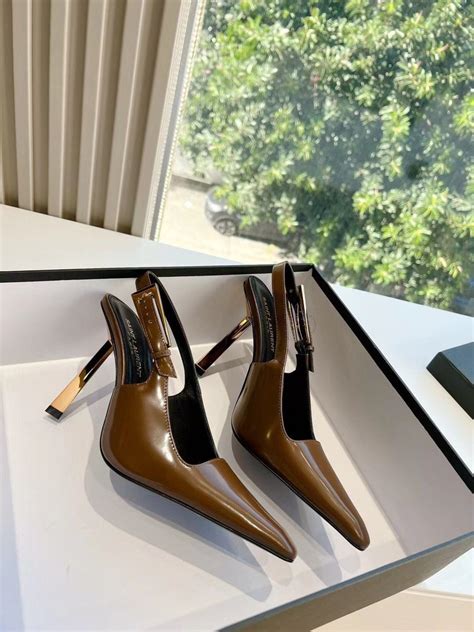 Туфли SAINT LAURENT - купить с доставкой по выгодным ценам в интернет ...