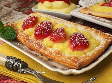 Sfogliatine Con Crema Pasticcera E Fragole PTT Ricette