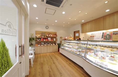 ケーキ屋内装デザイン／白を基調にしたシンプルでナチュラルなデザイン 内装工事、店舗デザイン・設計の見積もり依頼・比較 アーキクラウド