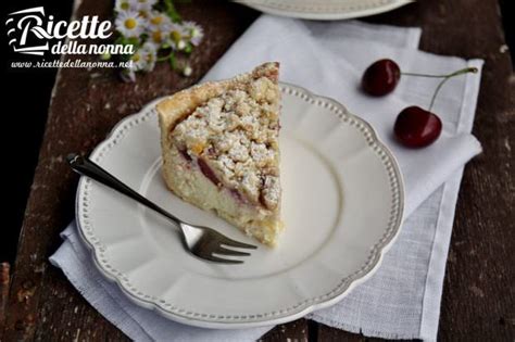 Crostata Crumble Alla Ricotta E Ciliegie Ricette Della Nonna