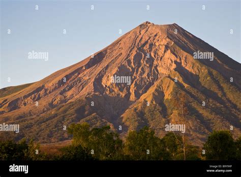 El Volc N Concepci N Uno De Los Dos Volcanes Que Forman La Isla De