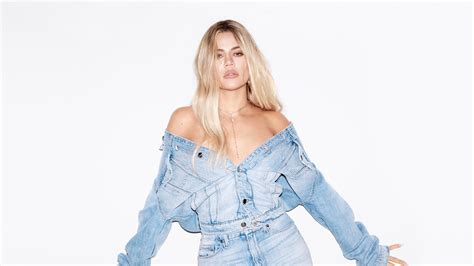 Khloe Kardashian Jeans Good American Denim British Vogue British Vogue