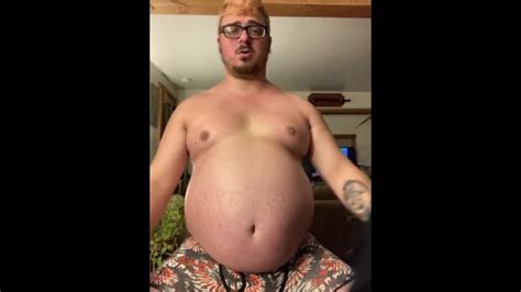 最初のハメ撮り 肥大化した田舎のボーイフレンドは男の子と一緒に夜から家に帰ります Pornhub Gay