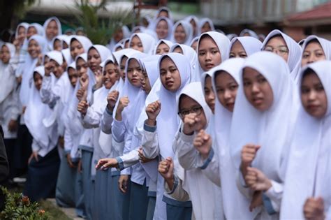 Membangun Generasi Qur Ani Dengan Pendidikan Islam Media Islam