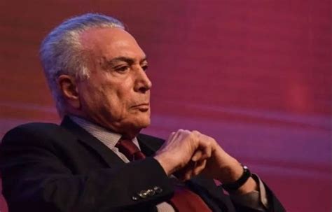 Ouriço de cartola on Twitter a chegada do Temer cabeludo o