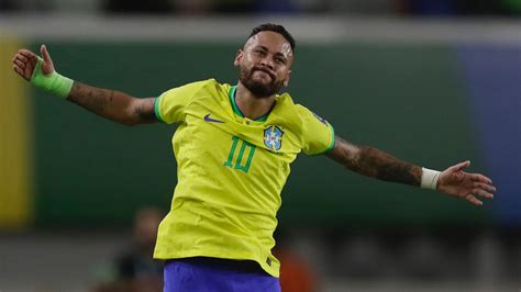 Neymar Breaks Peles Record As Brazils All Time Top Goal Scorer Sportsnetca