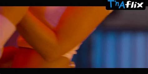 Nicky Whelan Bikini Scene In The Wedding Ringer Tnaflix