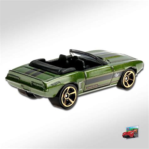 Hot Wheels 69 Camaro Convertible Green Metallic Scale64