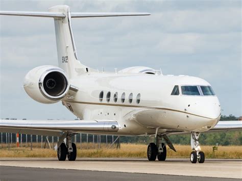 Jeffrey Epsteins Luxurious 61 Million Gulfstream G550 Private Jet Was Just Put On The Market