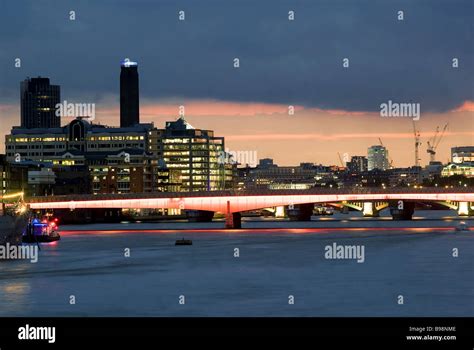 London Bridge at London Pool Stock Photo - Alamy