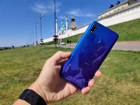Обзор realme 3 Pro 64GB. Лучший смартфон до 13000 рублей? - MegaObzor