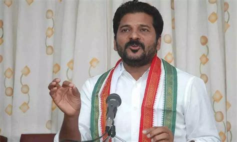 Revanth Reddy Tweets Against KCR And KTR On Crop Damage