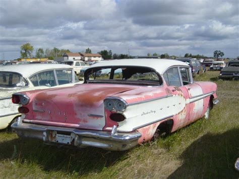 1958 Pontiac Strato Chief 4DR sedan Ref583