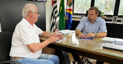 Presidente da Câmara de Itupeva Angelin Lourenção e Prefeito Rogério