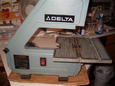 Delta 10 Inch Bench Band Saw Cat No28 160 Needs Capacitor And Tire For