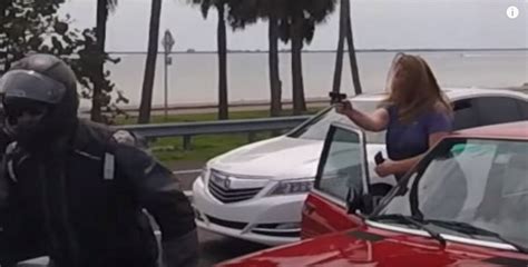 Video Florida Road Rage Incident Turns Into Beating Woman Breaks It Up With Gun