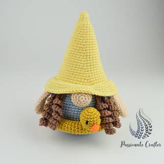 Ravelry Beach Girl Gnome Pattern By Tidzhen Gyuldzhu