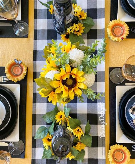 Dining Delight Sunflowers And Buffalo Check Tablescape Sunflower