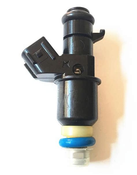 Free Shipping Pcs Japan Original Fuel Injectors Raa A