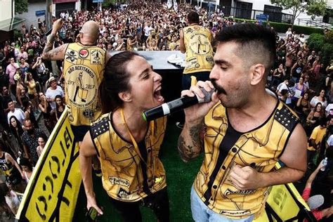 Punk rock no carnaval isso é possível Conheça o Bloco 77 Bastidor