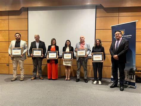 Académicos de la Facultad de Humanidades y Arte UdeC reciben