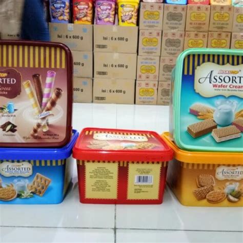 Jual Biskitop Biskuit Aneka Rasa Assorted Biscuit Wafer Roll