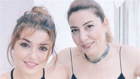 Hande Erçel in acı günü Annesi kansere yenik düştü