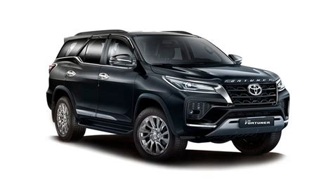 Next-gen Toyota Fortuner to Feature Sunroof & Hybrid Tech