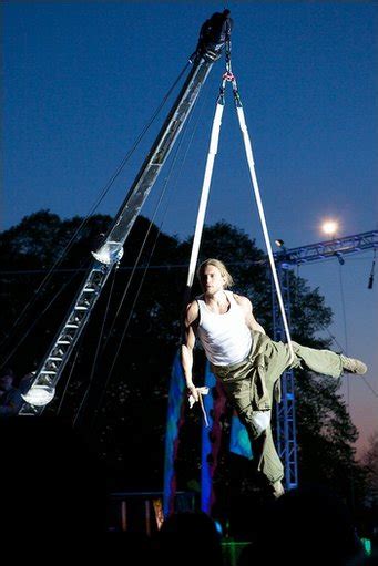 Bbc In Pictures Nofit State Circus At Nandn Festival 2010