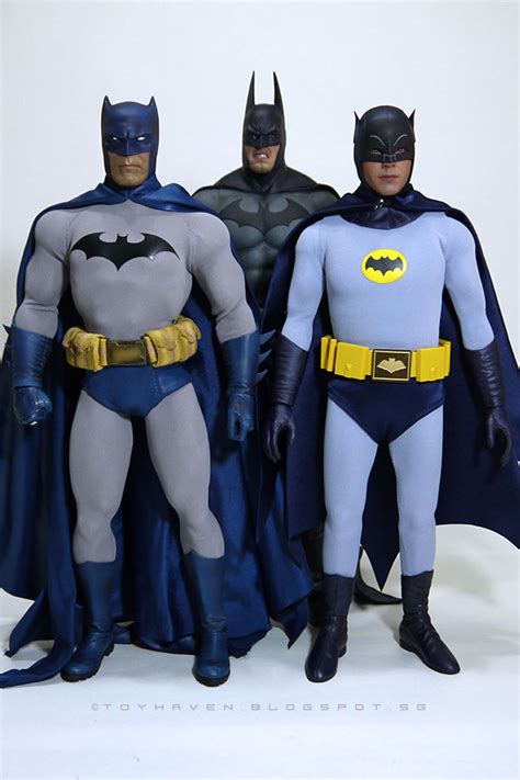 Toyhaven Comparison Pictures Of Hot Toys 1 6 Batman Figures Dark Knight Arkham 1966 1989 Etc