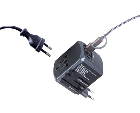 Reiseadapter-Set, inkl. 3 in 1 Ladekabel | TROIKA Germany GmbH