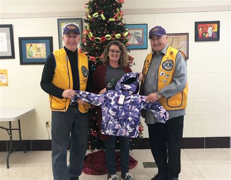 Rochelle Lions Club Donates Winter Clothing To Lincoln School The